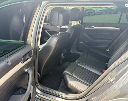 Фольксваген Пассат Альтрак, объемом двигателя 2 л и пробегом 270 тыс. км за 21500 $, фото 10 на Automoto.ua