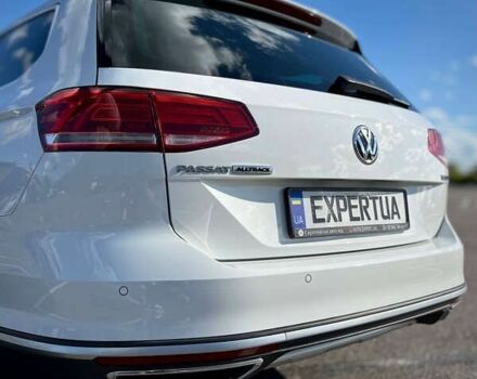 Фольксваген Пассат Альтрак, объемом двигателя 2 л и пробегом 243 тыс. км за 18800 $, фото 13 на Automoto.ua