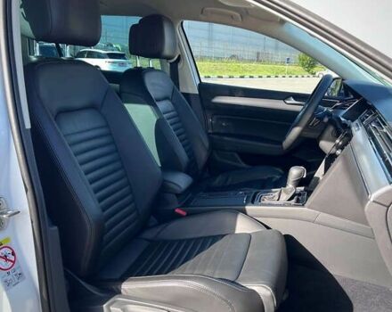 Фольксваген Пассат Альтрак, объемом двигателя 2 л и пробегом 243 тыс. км за 18800 $, фото 21 на Automoto.ua