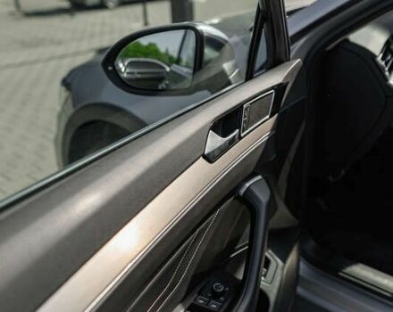 Фольксваген Пассат Альтрак, объемом двигателя 2 л и пробегом 168 тыс. км за 25900 $, фото 29 на Automoto.ua