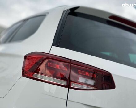 Фольксваген Пассат Альтрак, об'ємом двигуна 2 л та пробігом 241 тис. км за 24999 $, фото 26 на Automoto.ua