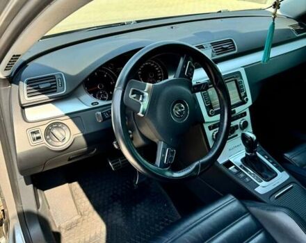 Сірий Фольксваген Пассат Альтрак, об'ємом двигуна 2 л та пробігом 220 тис. км за 12400 $, фото 10 на Automoto.ua