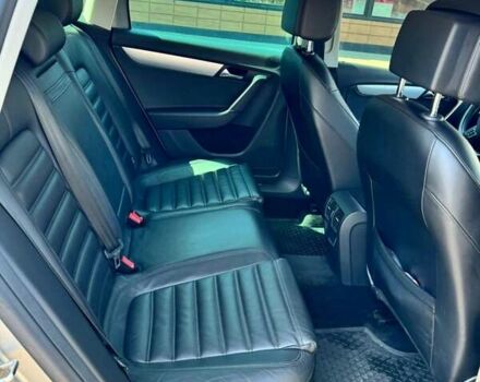 Сірий Фольксваген Пассат Альтрак, об'ємом двигуна 2 л та пробігом 220 тис. км за 12400 $, фото 13 на Automoto.ua