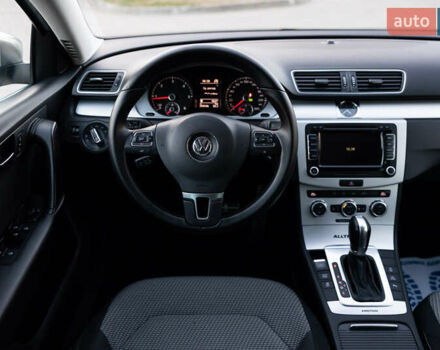 Серый Фольксваген Пассат Альтрак, объемом двигателя 2 л и пробегом 259 тыс. км за 13800 $, фото 29 на Automoto.ua