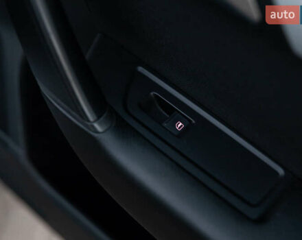 Серый Фольксваген Пассат Альтрак, объемом двигателя 2 л и пробегом 259 тыс. км за 13800 $, фото 66 на Automoto.ua