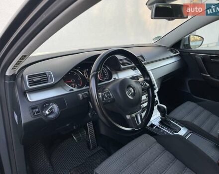 Серый Фольксваген Пассат Альтрак, объемом двигателя 2 л и пробегом 251 тыс. км за 11900 $, фото 19 на Automoto.ua
