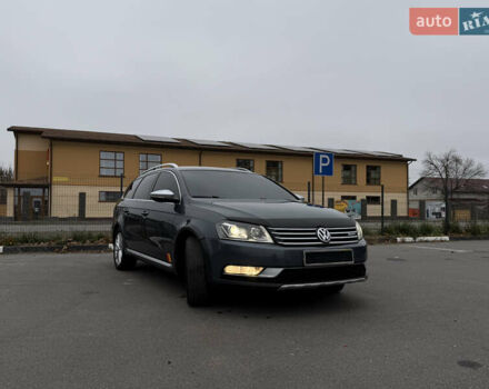 Серый Фольксваген Пассат Альтрак, объемом двигателя 2 л и пробегом 185 тыс. км за 12699 $, фото 7 на Automoto.ua