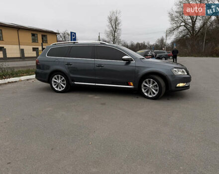 Серый Фольксваген Пассат Альтрак, объемом двигателя 2 л и пробегом 185 тыс. км за 12699 $, фото 10 на Automoto.ua