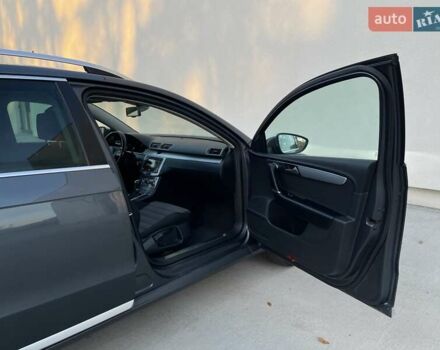 Сірий Фольксваген Пассат Альтрак, об'ємом двигуна 2 л та пробігом 241 тис. км за 11990 $, фото 38 на Automoto.ua