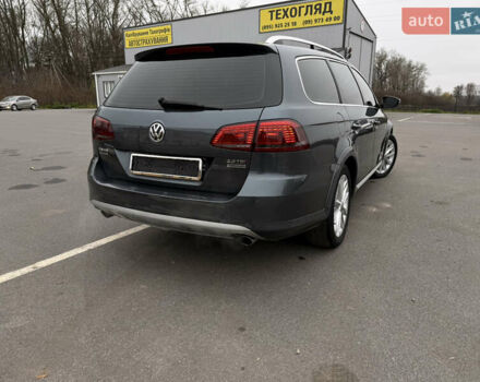 Серый Фольксваген Пассат Альтрак, объемом двигателя 2 л и пробегом 185 тыс. км за 12699 $, фото 17 на Automoto.ua