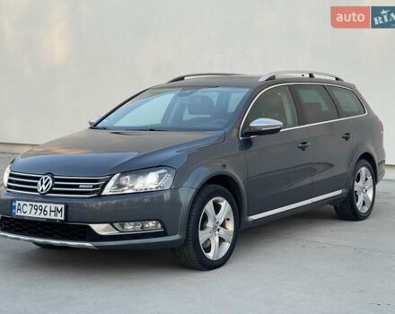 Сірий Фольксваген Пассат Альтрак, об'ємом двигуна 2 л та пробігом 241 тис. км за 11990 $, фото 2 на Automoto.ua