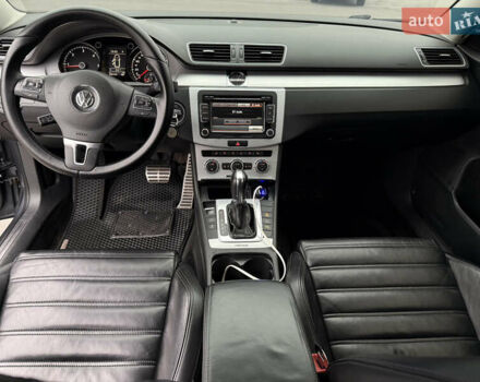 Серый Фольксваген Пассат Альтрак, объемом двигателя 2 л и пробегом 185 тыс. км за 12699 $, фото 40 на Automoto.ua