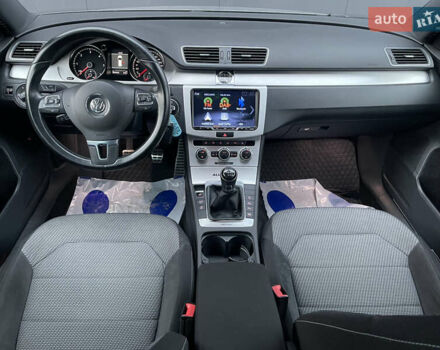 Серый Фольксваген Пассат Альтрак, объемом двигателя 2 л и пробегом 207 тыс. км за 14500 $, фото 11 на Automoto.ua