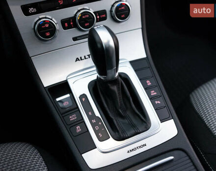 Серый Фольксваген Пассат Альтрак, объемом двигателя 2 л и пробегом 259 тыс. км за 13800 $, фото 56 на Automoto.ua