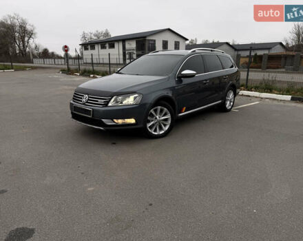 Серый Фольксваген Пассат Альтрак, объемом двигателя 2 л и пробегом 185 тыс. км за 12699 $, фото 27 на Automoto.ua