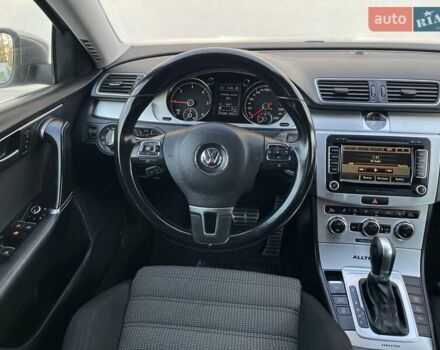 Сірий Фольксваген Пассат Альтрак, об'ємом двигуна 2 л та пробігом 241 тис. км за 11990 $, фото 41 на Automoto.ua