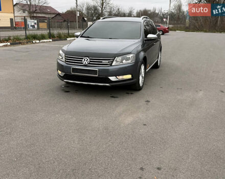 Серый Фольксваген Пассат Альтрак, объемом двигателя 2 л и пробегом 185 тыс. км за 12699 $, фото 3 на Automoto.ua
