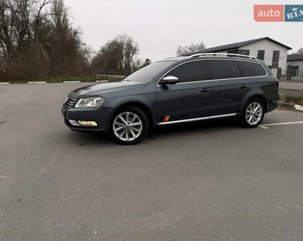 Серый Фольксваген Пассат Альтрак, объемом двигателя 2 л и пробегом 185 тыс. км за 12699 $, фото 25 на Automoto.ua