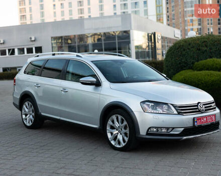 Серый Фольксваген Пассат Альтрак, объемом двигателя 2 л и пробегом 259 тыс. км за 13800 $, фото 16 на Automoto.ua