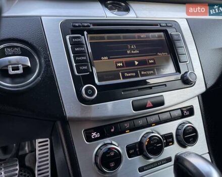 Серый Фольксваген Пассат Альтрак, объемом двигателя 2 л и пробегом 251 тыс. км за 11900 $, фото 34 на Automoto.ua