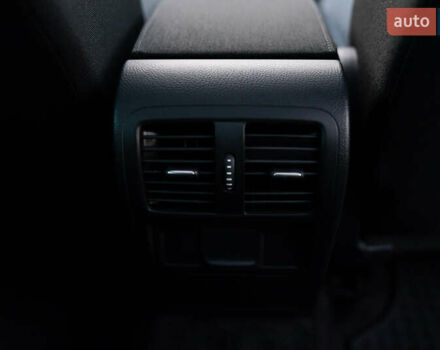 Серый Фольксваген Пассат Альтрак, объемом двигателя 2 л и пробегом 259 тыс. км за 13800 $, фото 74 на Automoto.ua