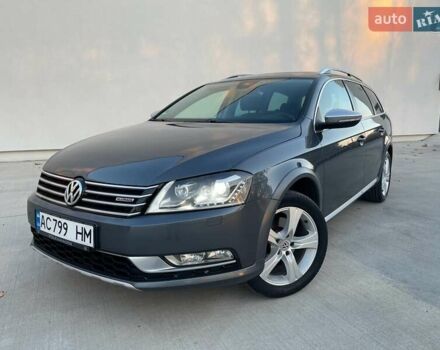 Серый Фольксваген Пассат Альтрак, объемом двигателя 2 л и пробегом 251 тыс. км за 11900 $, фото 6 на Automoto.ua