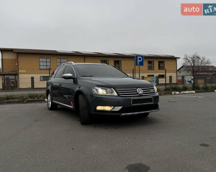 Серый Фольксваген Пассат Альтрак, объемом двигателя 2 л и пробегом 185 тыс. км за 12699 $, фото 8 на Automoto.ua