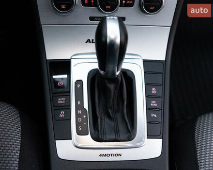 Серый Фольксваген Пассат Альтрак, объемом двигателя 2 л и пробегом 259 тыс. км за 13800 $, фото 57 на Automoto.ua