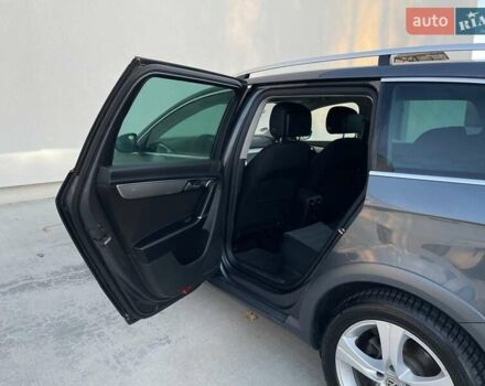 Сірий Фольксваген Пассат Альтрак, об'ємом двигуна 2 л та пробігом 241 тис. км за 11990 $, фото 31 на Automoto.ua