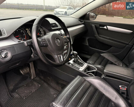Серый Фольксваген Пассат Альтрак, объемом двигателя 2 л и пробегом 185 тыс. км за 12699 $, фото 37 на Automoto.ua