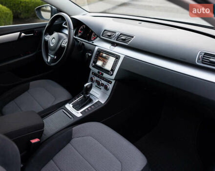 Серый Фольксваген Пассат Альтрак, объемом двигателя 2 л и пробегом 259 тыс. км за 13800 $, фото 61 на Automoto.ua