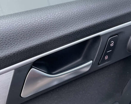 Серый Фольксваген Пассат Альтрак, объемом двигателя 2 л и пробегом 207 тыс. км за 14500 $, фото 30 на Automoto.ua