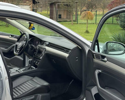 Серый Фольксваген Пассат Альтрак, объемом двигателя 2 л и пробегом 240 тыс. км за 16300 $, фото 31 на Automoto.ua