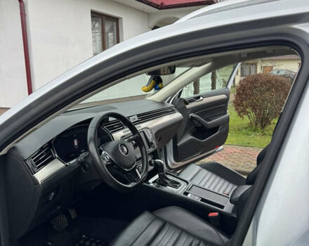 Серый Фольксваген Пассат Альтрак, объемом двигателя 2 л и пробегом 240 тыс. км за 16300 $, фото 24 на Automoto.ua