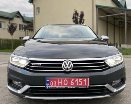Сірий Фольксваген Пассат Альтрак, об'ємом двигуна 2 л та пробігом 266 тис. км за 16800 $, фото 52 на Automoto.ua