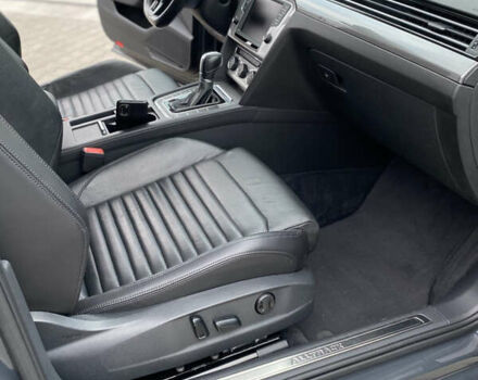 Сірий Фольксваген Пассат Альтрак, об'ємом двигуна 2 л та пробігом 266 тис. км за 16800 $, фото 45 на Automoto.ua