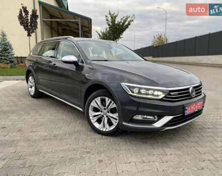Сірий Фольксваген Пассат Альтрак, об'ємом двигуна 2 л та пробігом 266 тис. км за 16800 $, фото 16 на Automoto.ua