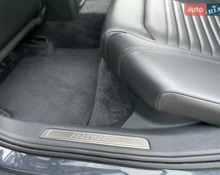 Сірий Фольксваген Пассат Альтрак, об'ємом двигуна 2 л та пробігом 266 тис. км за 16800 $, фото 48 на Automoto.ua