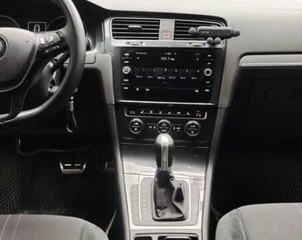 Фольксваген Пассат Альтрак 2017 в Краматорске на Automoto.ua Серый Фольксваген Пассат Альтрак, объемом двигателя 2 л и пробегом 215 тыс. км за 17000 $, фото 11 на Automoto.ua