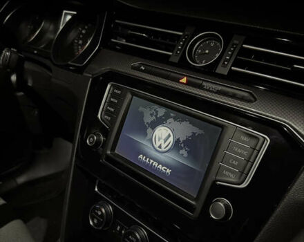 Сірий Фольксваген Пассат Альтрак, об'ємом двигуна 2 л та пробігом 270 тис. км за 16999 $, фото 75 на Automoto.ua