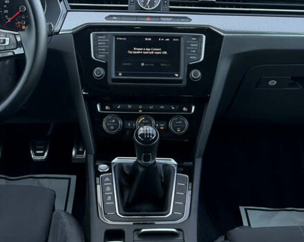 Сірий Фольксваген Пассат Альтрак, об'ємом двигуна 2 л та пробігом 270 тис. км за 16999 $, фото 39 на Automoto.ua