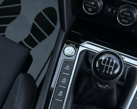 Сірий Фольксваген Пассат Альтрак, об'ємом двигуна 2 л та пробігом 270 тис. км за 16999 $, фото 51 на Automoto.ua