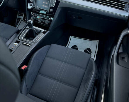 Сірий Фольксваген Пассат Альтрак, об'ємом двигуна 2 л та пробігом 270 тис. км за 16999 $, фото 57 на Automoto.ua