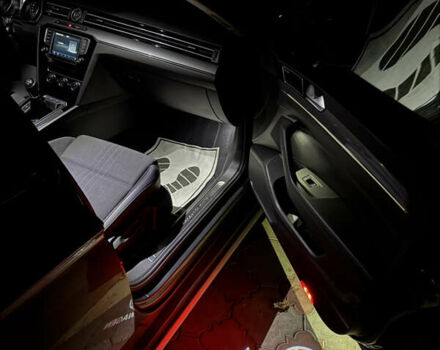 Сірий Фольксваген Пассат Альтрак, об'ємом двигуна 2 л та пробігом 270 тис. км за 16999 $, фото 76 на Automoto.ua