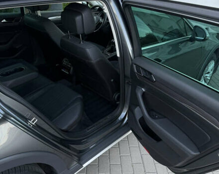 Сірий Фольксваген Пассат Альтрак, об'ємом двигуна 2 л та пробігом 270 тис. км за 16999 $, фото 60 на Automoto.ua