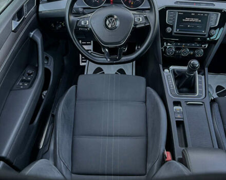 Сірий Фольксваген Пассат Альтрак, об'ємом двигуна 2 л та пробігом 270 тис. км за 16999 $, фото 35 на Automoto.ua