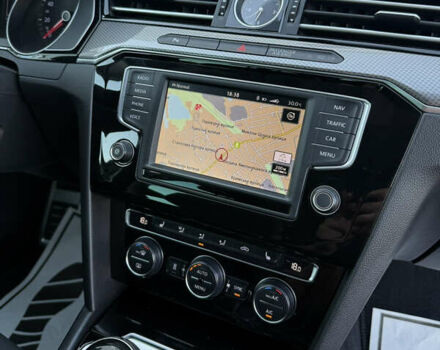 Сірий Фольксваген Пассат Альтрак, об'ємом двигуна 2 л та пробігом 270 тис. км за 16999 $, фото 43 на Automoto.ua