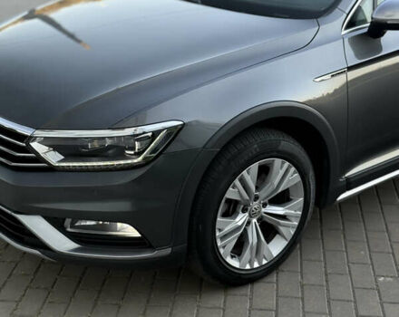 Сірий Фольксваген Пассат Альтрак, об'ємом двигуна 2 л та пробігом 270 тис. км за 16999 $, фото 5 на Automoto.ua