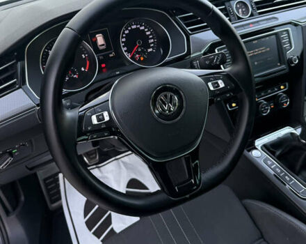 Сірий Фольксваген Пассат Альтрак, об'ємом двигуна 2 л та пробігом 270 тис. км за 16999 $, фото 30 на Automoto.ua