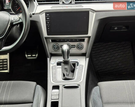 Серый Фольксваген Пассат Альтрак, объемом двигателя 2 л и пробегом 160 тыс. км за 23000 $, фото 32 на Automoto.ua